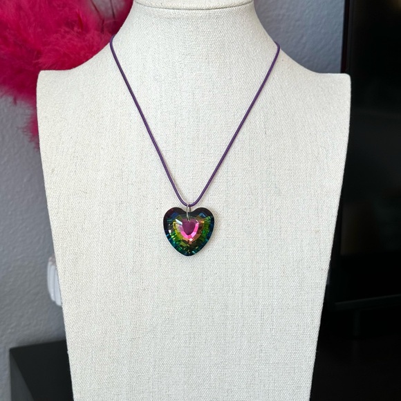 Vintage Crystal Glass Prism Rainbow Heart Necklace - Picture 9 of 11